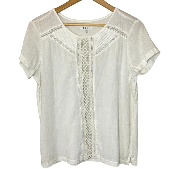 ❌SOLD❌NWT ANN TAYLOR LOFT White T-Shirt w/ Crochet Details - Picture 1 of 6